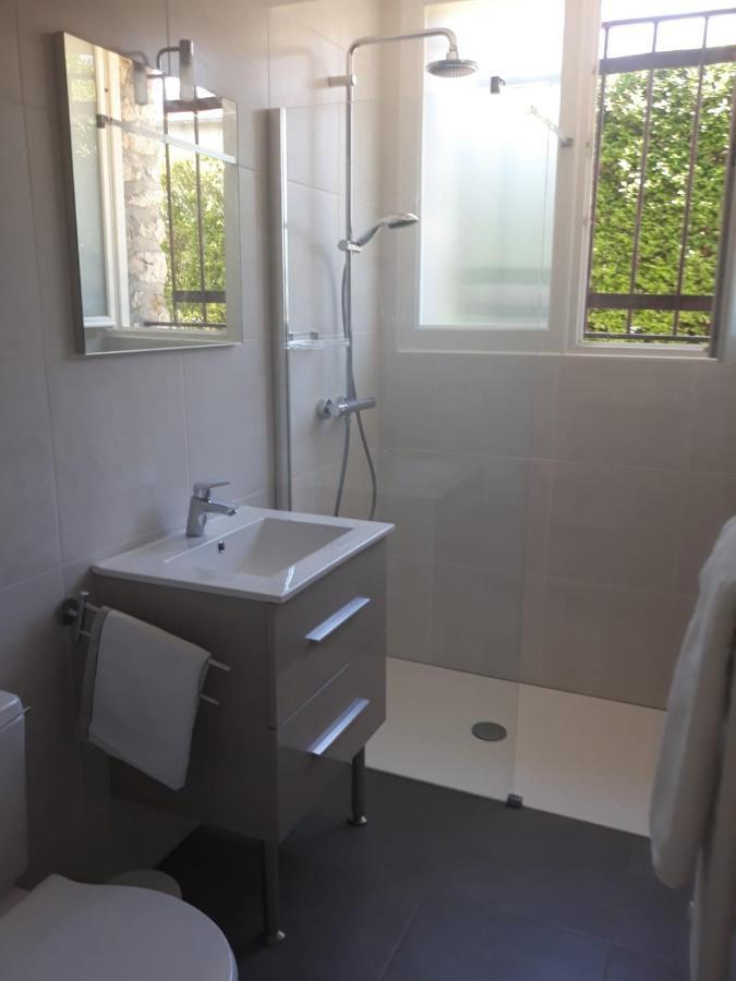 Cote Remparts Hotel Provins Exterior foto